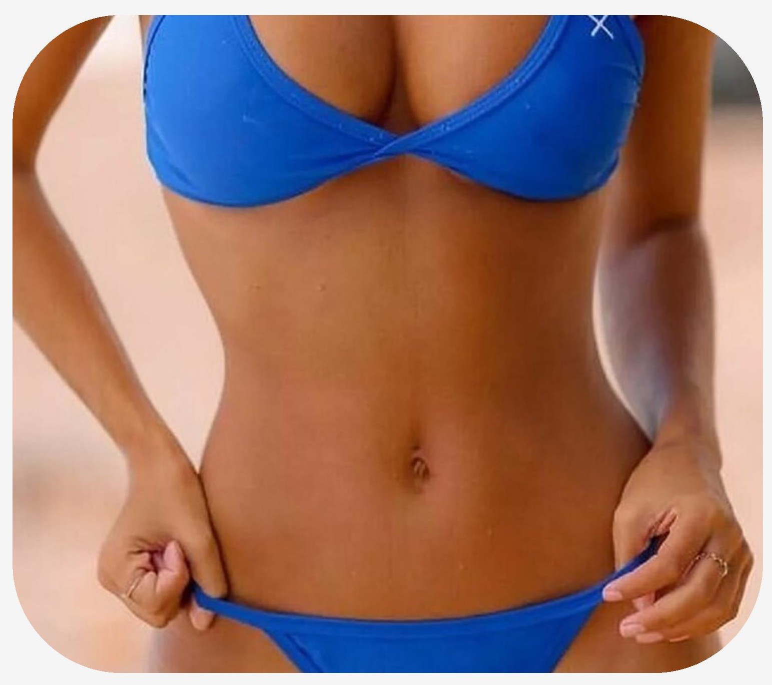 Woman in a swimsuit with an hourglass waist